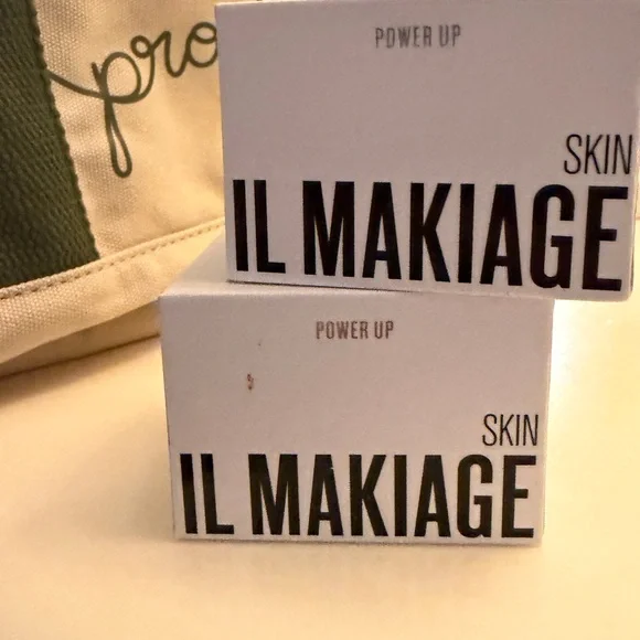 IL MAKIAGE White Skin Power Up Duo - Picture 2 of 4